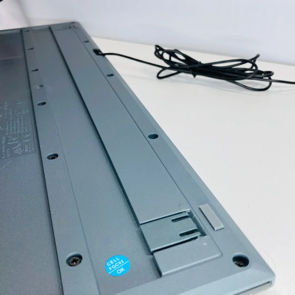 Logitech K120 Wired Keyboard: Comfortable, Quiet, Durable, Efficient Work/Gaming